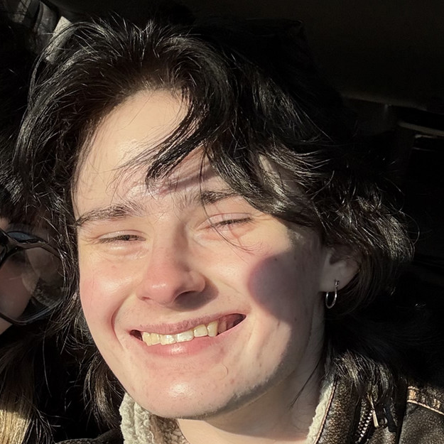 Headshot of Taylor Hering