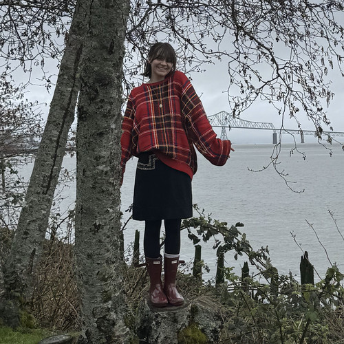 Headshot of Elise Lien